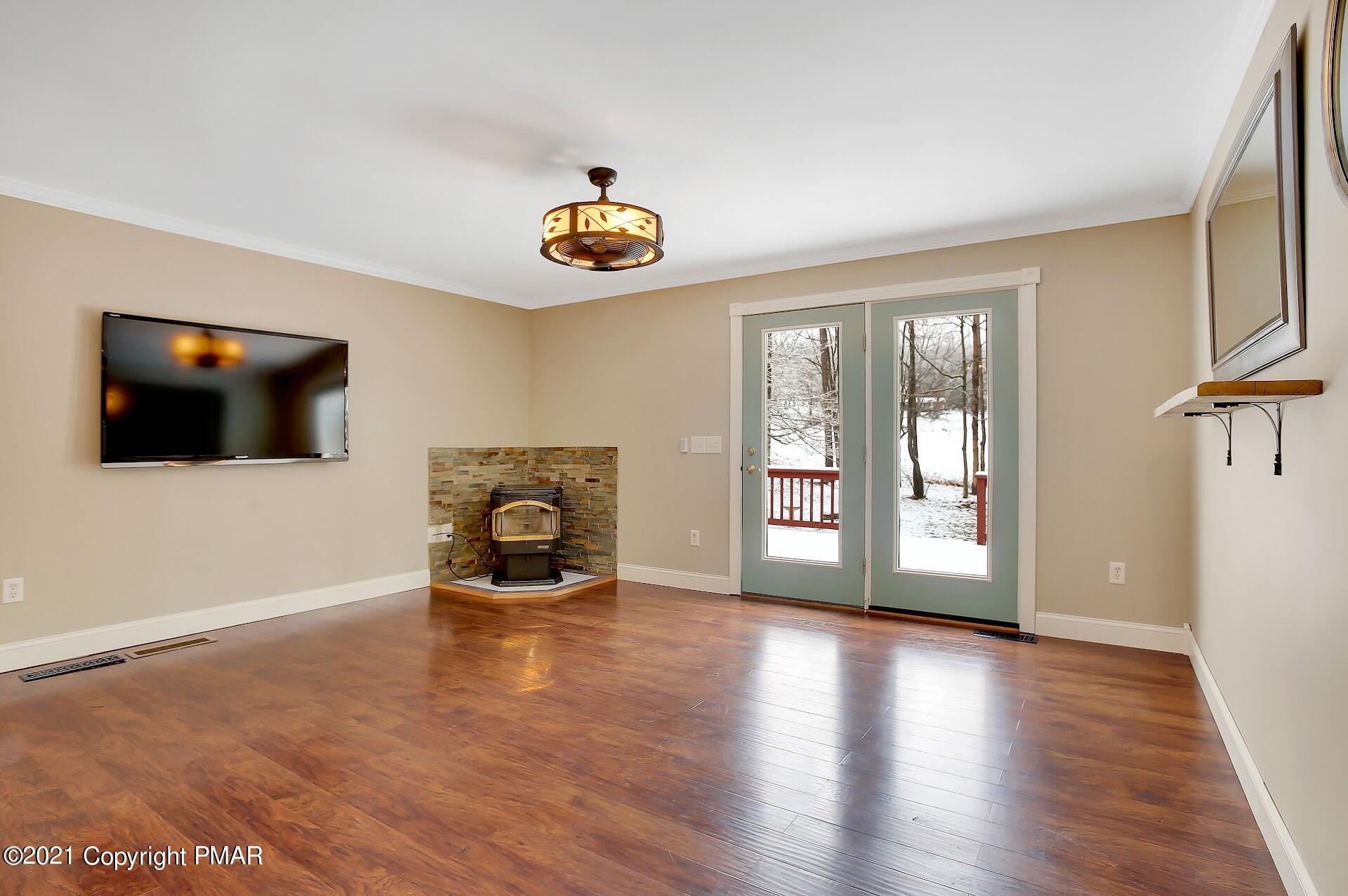 1209 Neola-Church Road Stroudsburg, PA 18360 - Photo 10 of 37 6