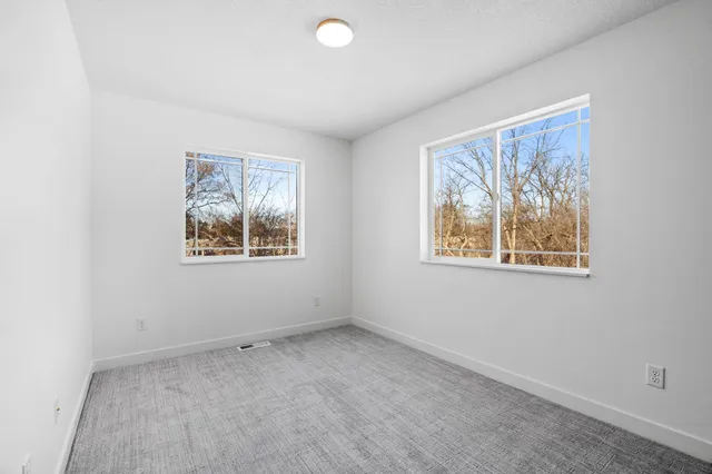 $305,000 | 425 West 8th Street, Unit 19, New Richmond, WI 54017