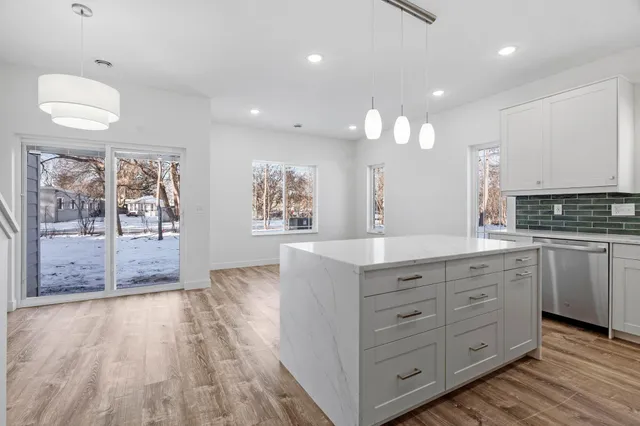 $305,000 | 425 West 8th Street, Unit 19, New Richmond, WI 54017