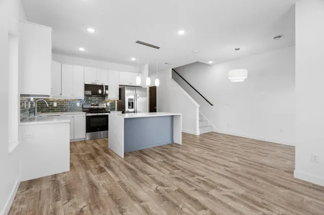 $305,000 | 425 West 8th Street, Unit 19, New Richmond, WI 54017