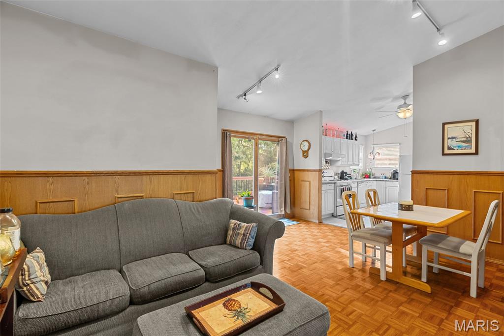 1437 Castle Mill Drive Arnold, MO 63010 - Photo 13 of 63