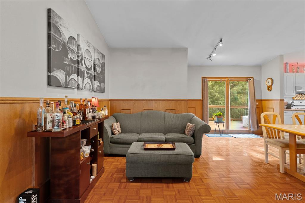 1437 Castle Mill Drive Arnold, MO 63010 - Photo 15 of 63