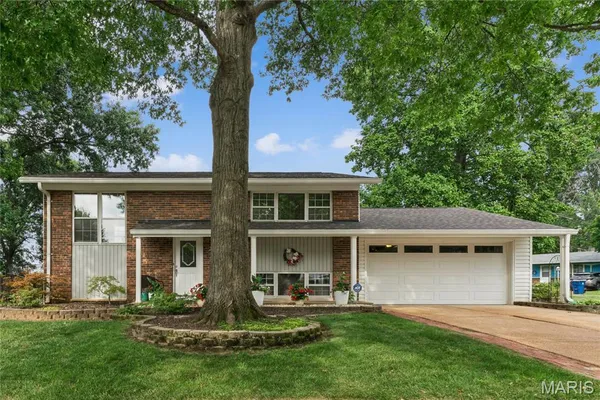 $339,900 | 1950 San Luis Rey Parkway, Fenton, MO 63026