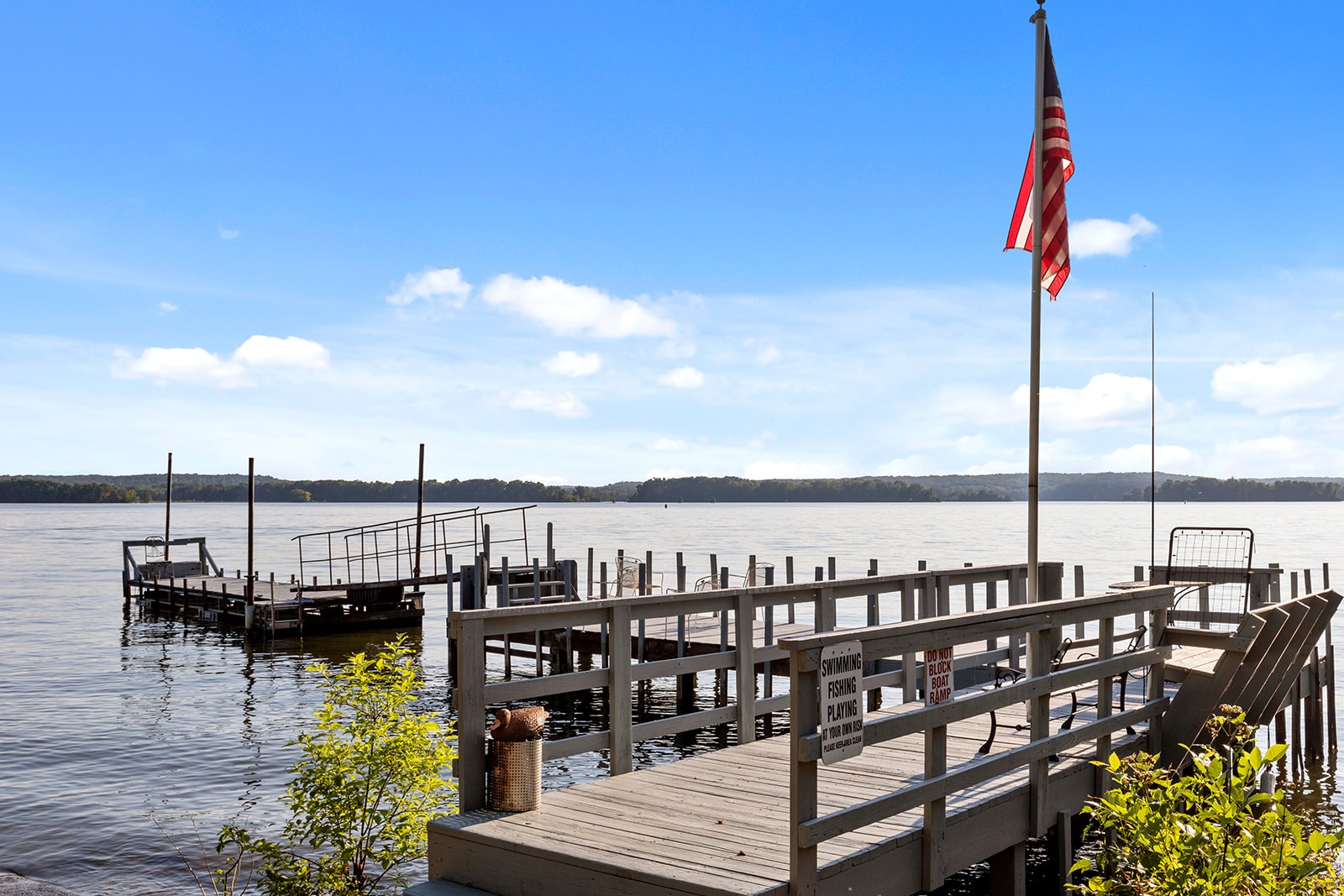 465 Turtle Point Lane Waverly, TN 37185 - Photo 2 of 49 a view of a balcony and an ocean view