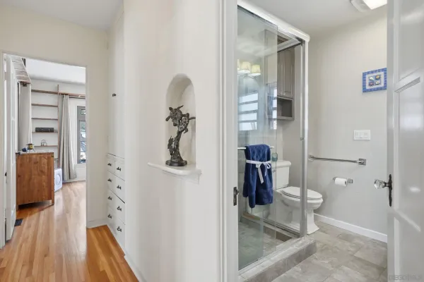$1,550,000 | 3222 Curtis Street, San Diego, CA 92106