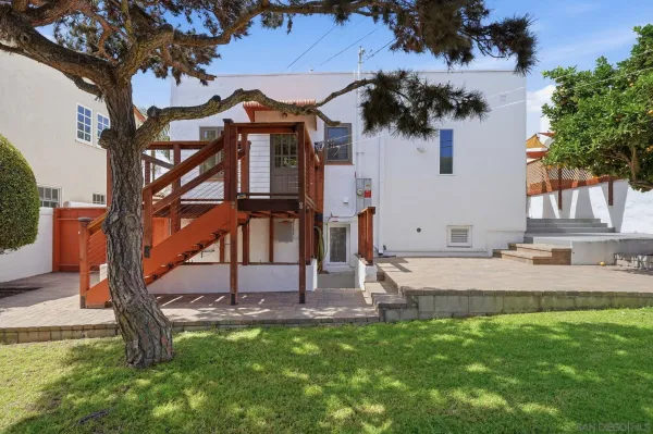 $1,550,000 | 3222 Curtis Street, San Diego, CA 92106