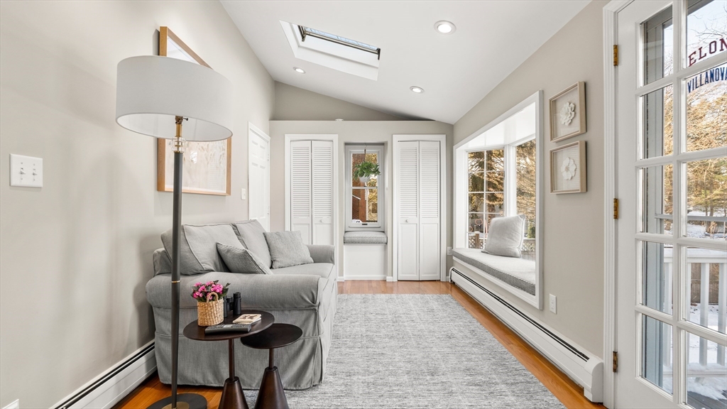 72 Columbine Road Milton, MA 02186 - Photo 4 of 24