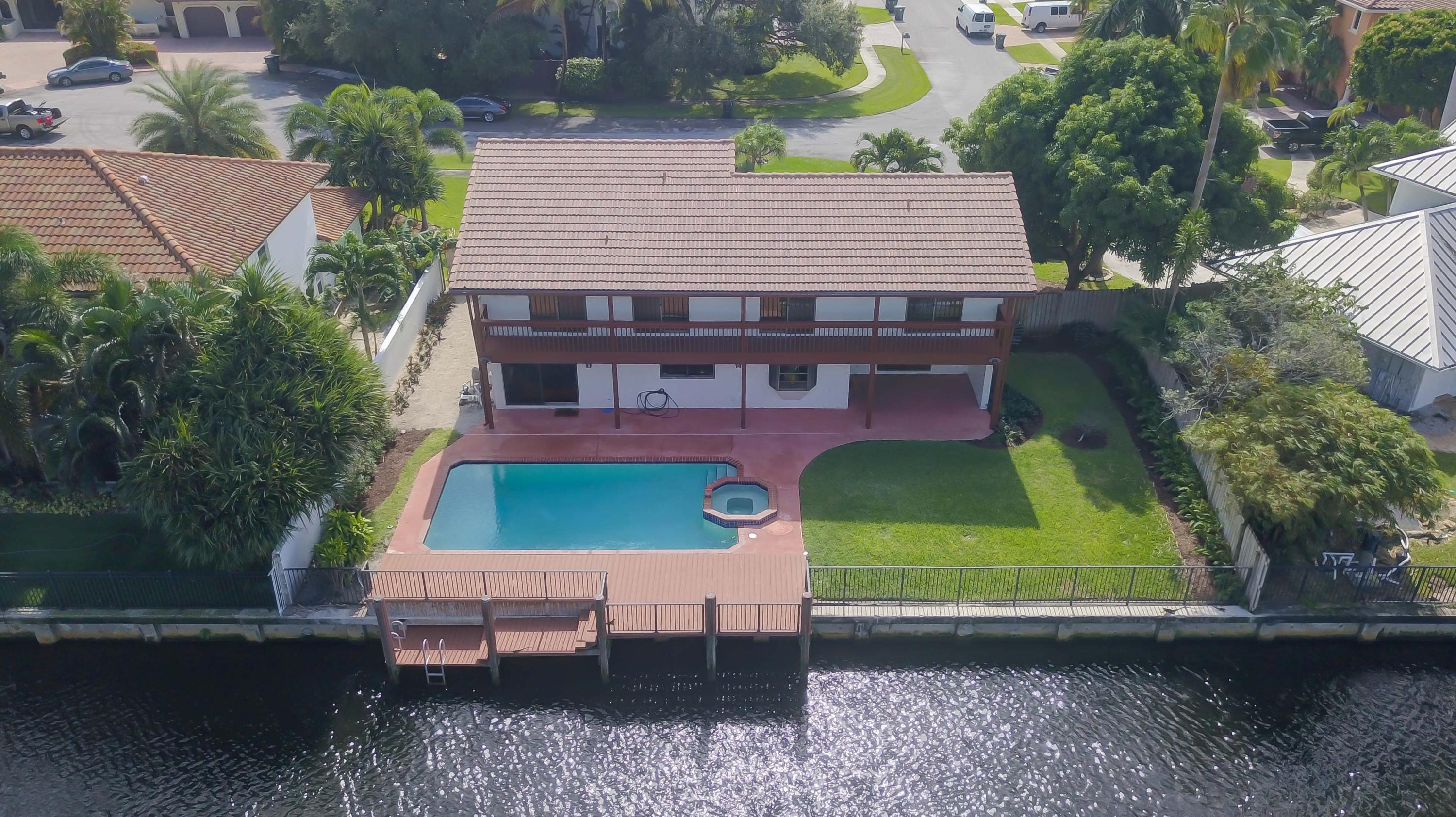 FLORIDA LIFESTYLE AT IT'S BEST!