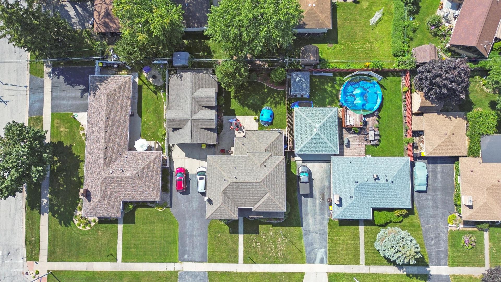 5907 West 109th Street Chicago Ridge, IL 60415 - Photo 9 of 45 an aerial view of multiple house