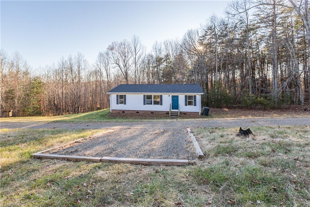 1267 High Valley Road King, NC 27021 - Photo 20 of 33