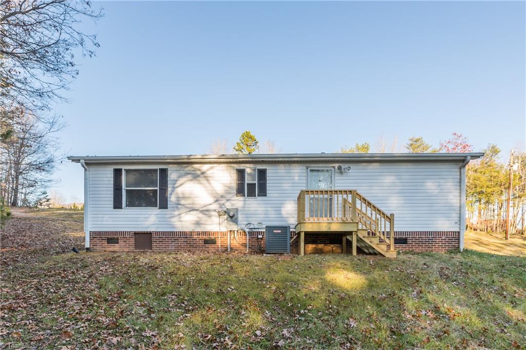 1267 High Valley Road King, NC 27021 - Photo 22 of 33