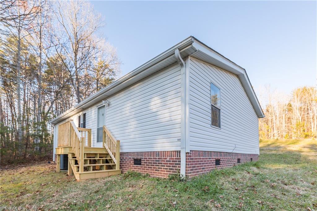 1267 High Valley Road King, NC 27021 - Photo 24 of 33