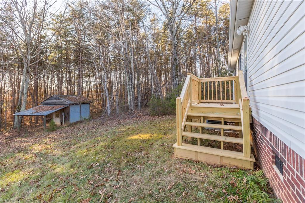 1267 High Valley Road King, NC 27021 - Photo 25 of 33