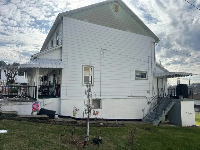 $40,000 | 927 1st Street, New Salem, PA 15468