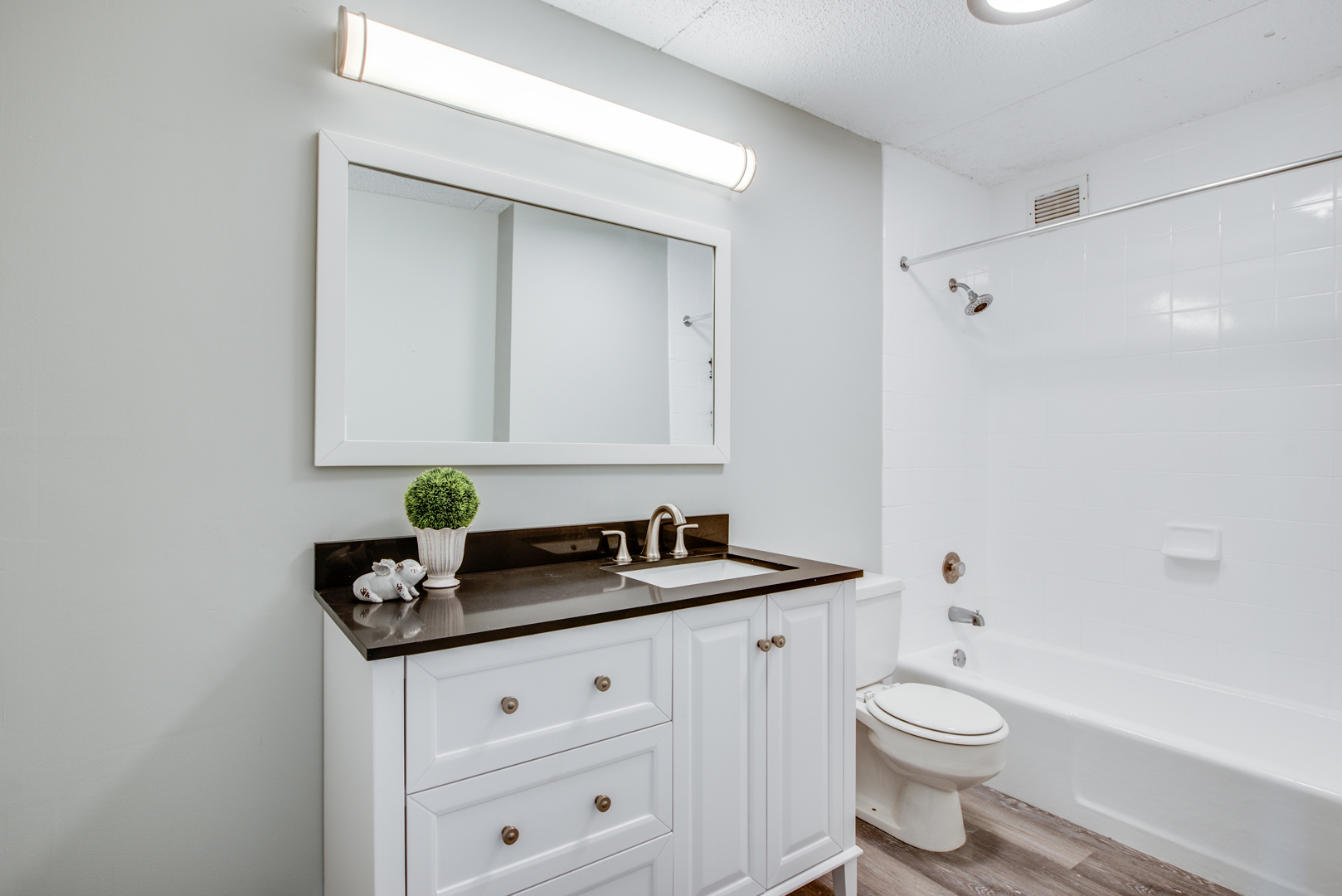 2015 South Finley Road, Unit 612 Lombard, IL 60148 - Photo 26 of 26