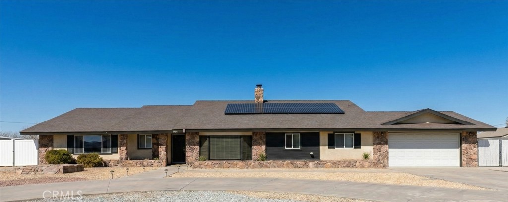 14010 Jicarilla Road Apple Valley, CA 92307 - Photo 1 of 17 Front
