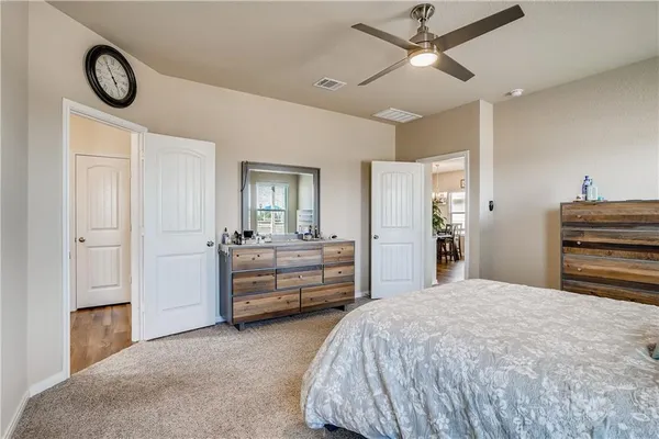 $2,000 | 5109 Winsbury Drive, Georgetown, TX 78626