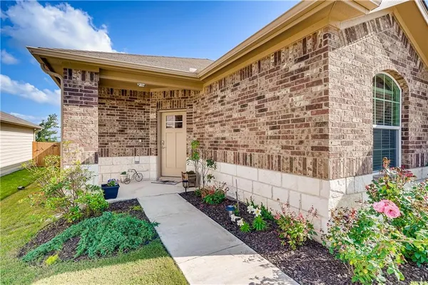 $2,000 | 5109 Winsbury Drive, Georgetown, TX 78626