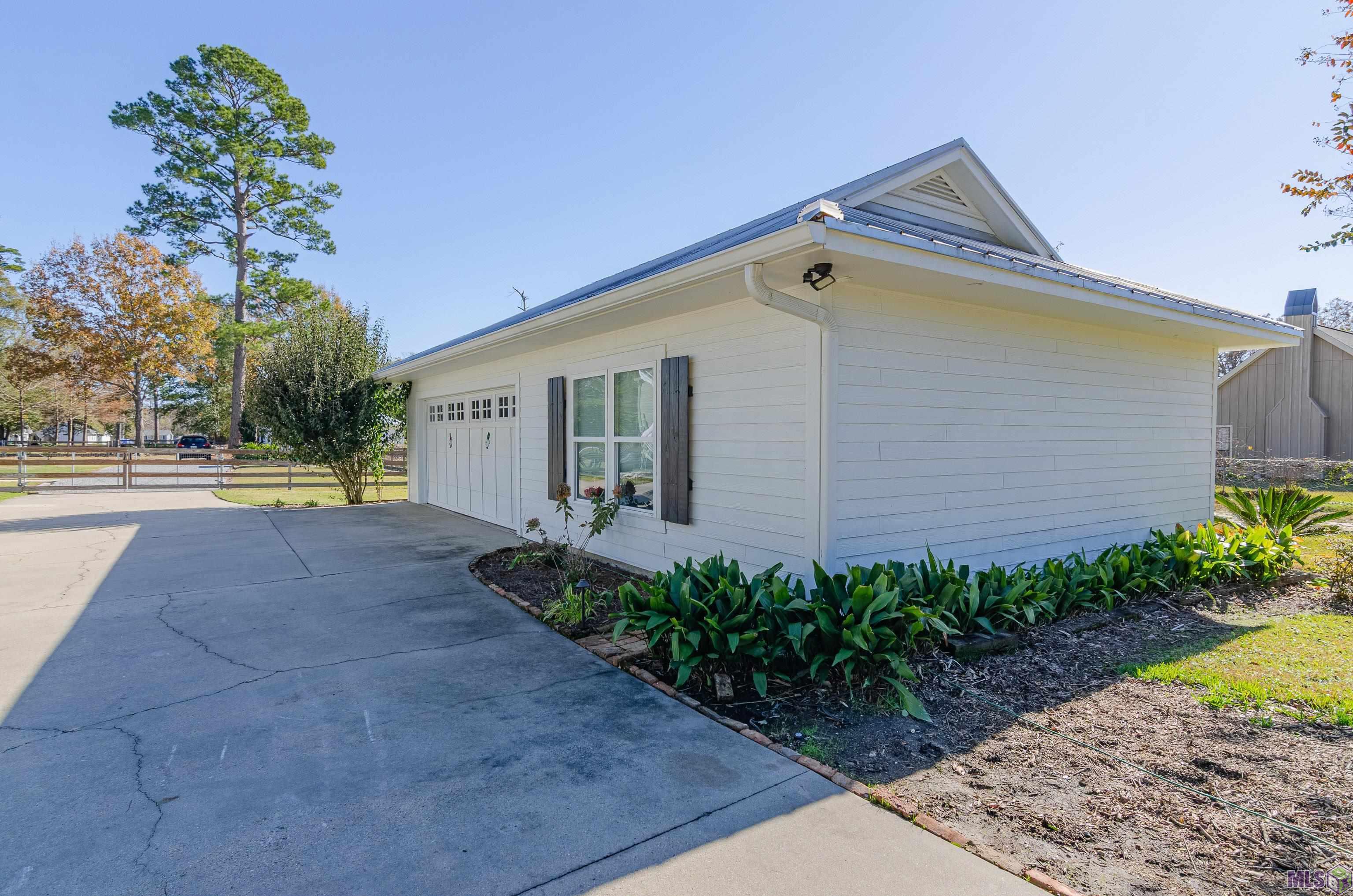 20452 Rainey Lane Springfield, LA 70462 - Photo 29 of 36