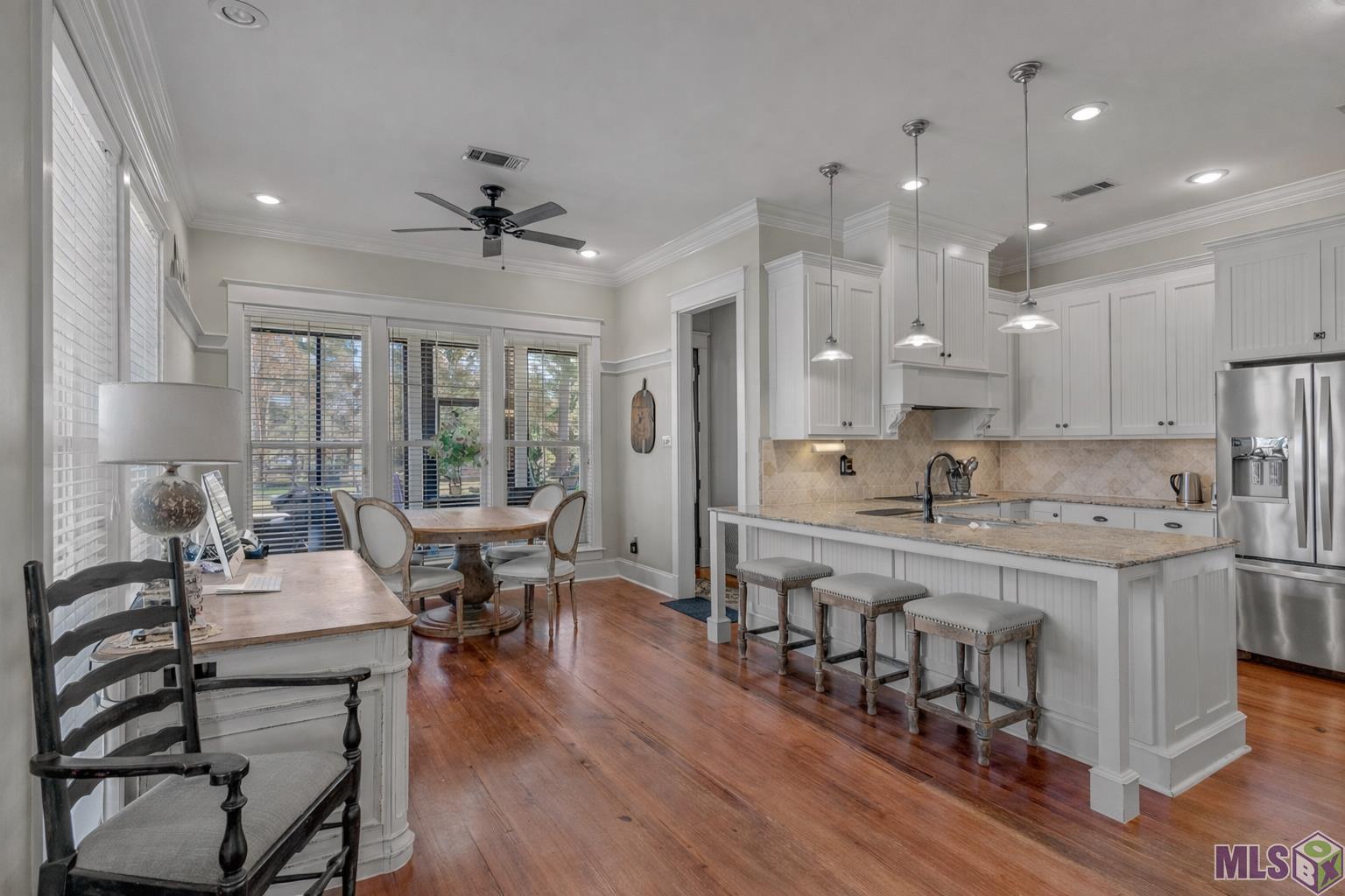 20452 Rainey Lane Springfield, LA 70462 - Photo 5 of 36