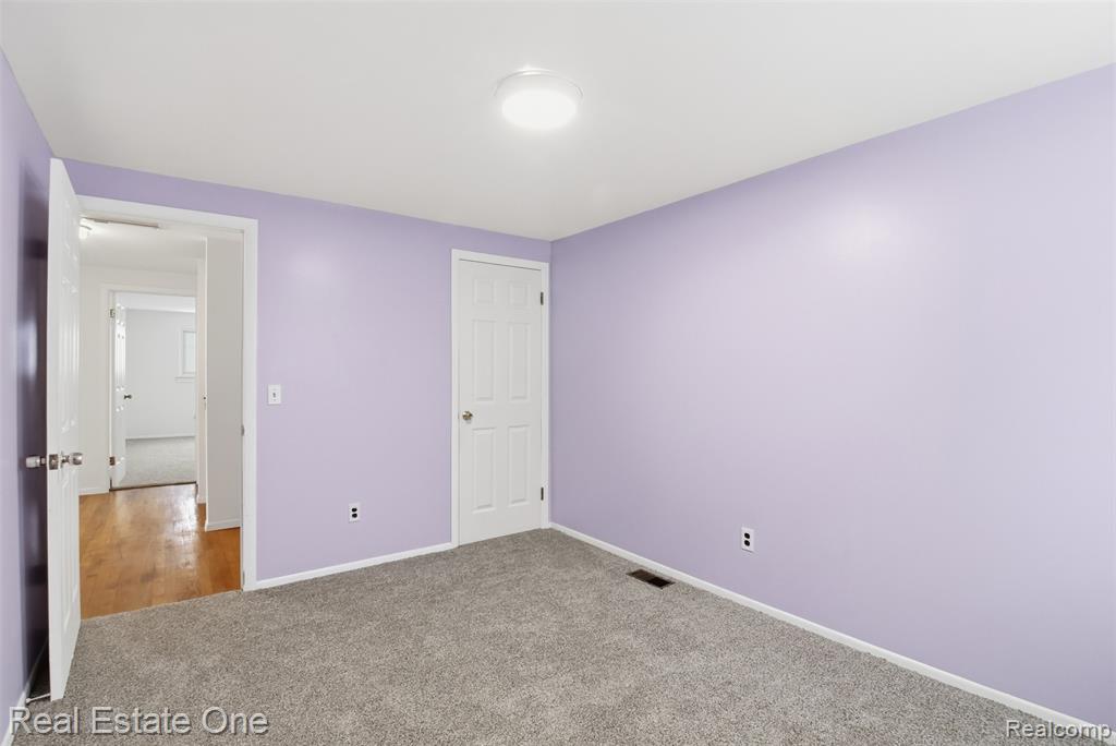 2811 Rhodes Drive Troy, MI 48083 - Photo 23 of 42 Gallery Image 23