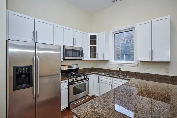 $3,495 | 2436 West Cortez Street, Unit 3E, Chicago, IL 60622
