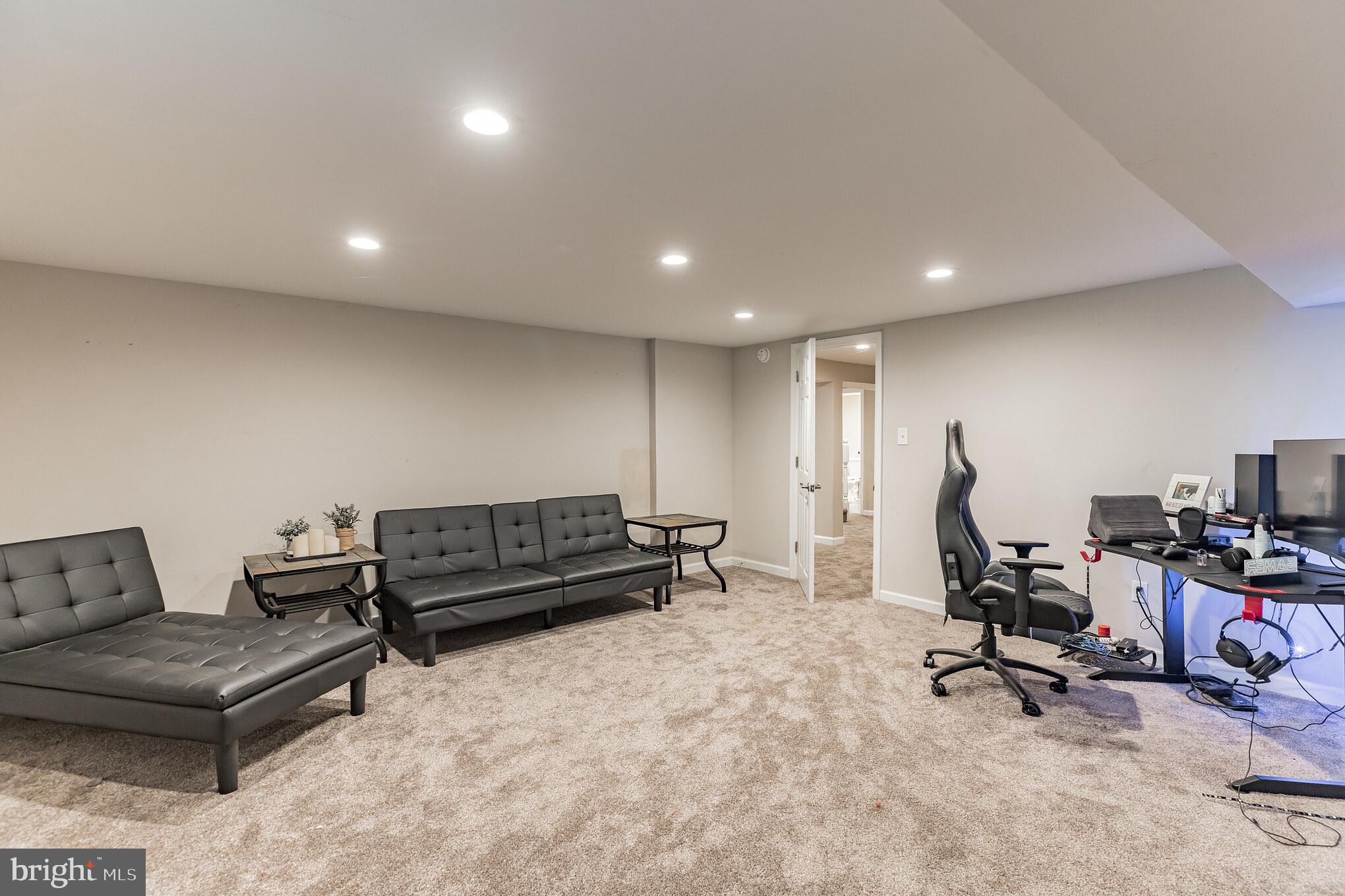 1906 Laurel Road Lindenwold, NJ 08021 - Photo 20 of 26