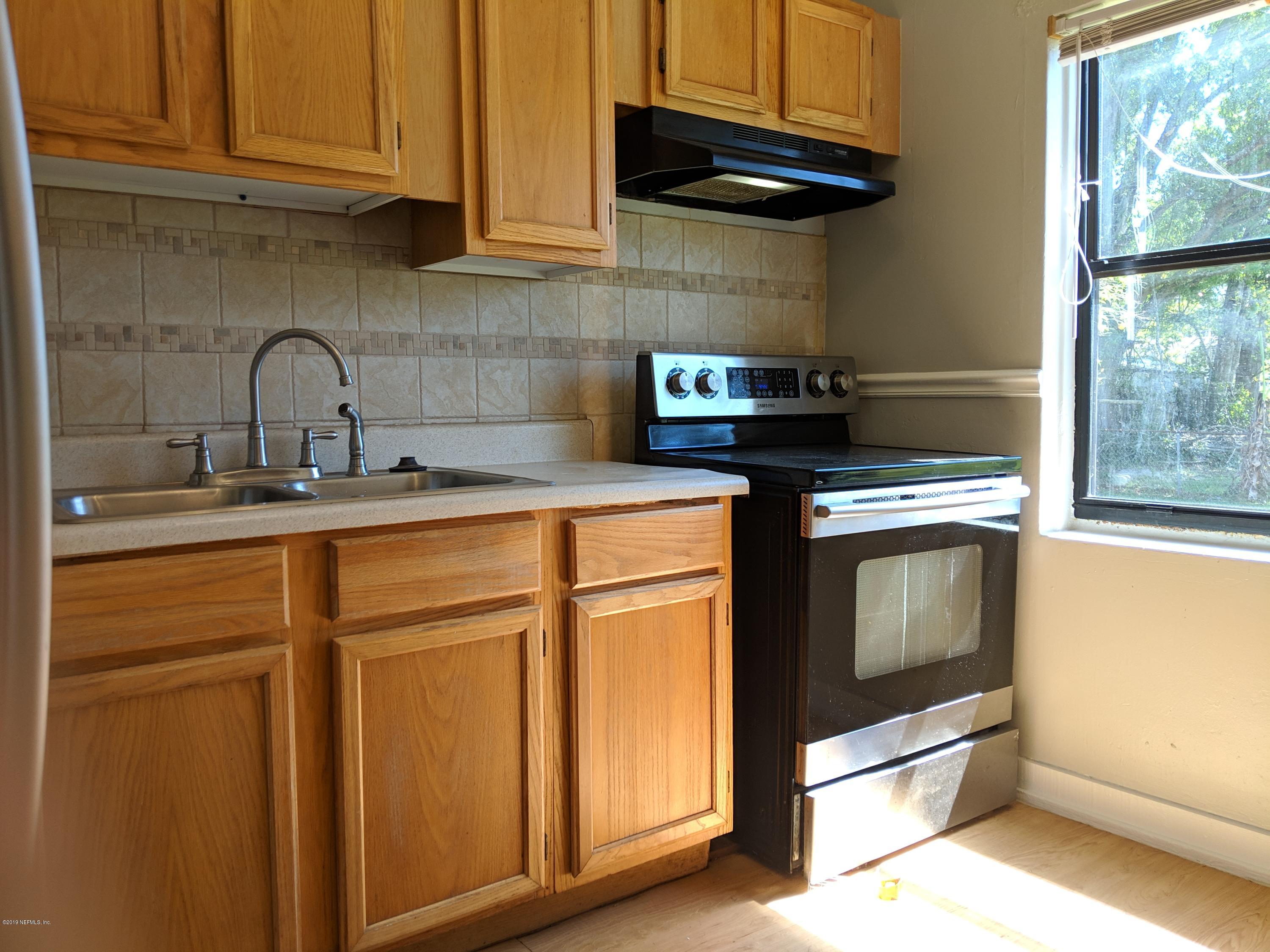 5222 Baycrest Road Jacksonville, FL 32205 - Photo 2 of 7 Call Today!