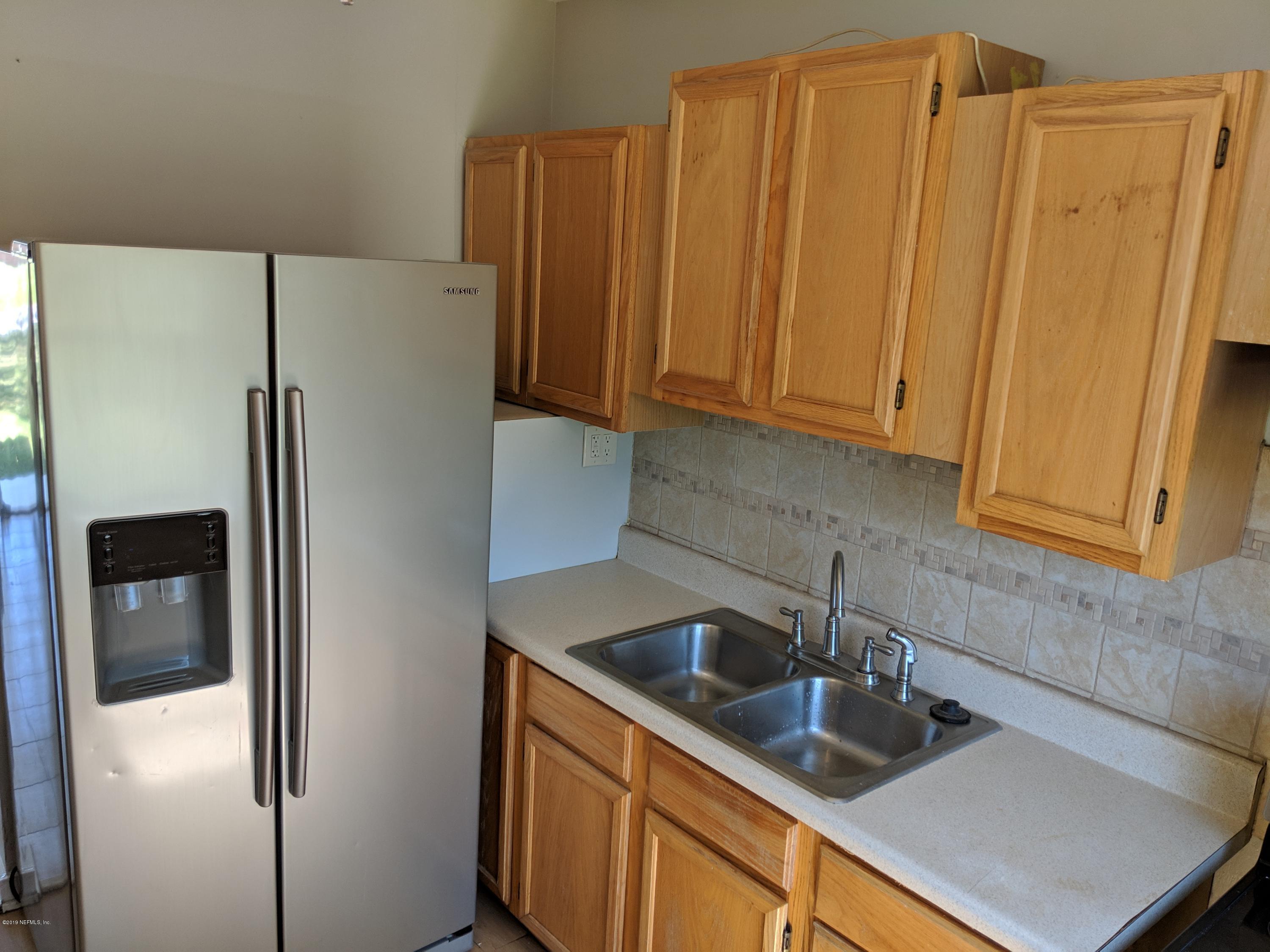 5222 Baycrest Road Jacksonville, FL 32205 - Photo 3 of 7 Move In Ready
