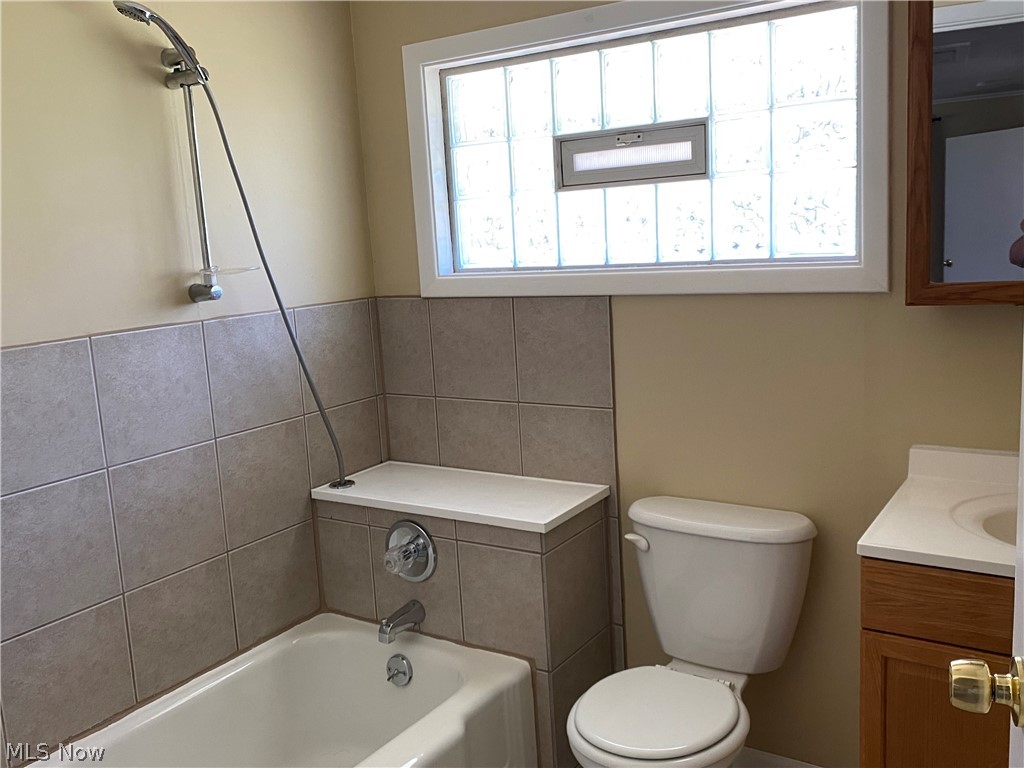 4138 Burkey Road Austintown, OH 44515 - Photo 16 of 18