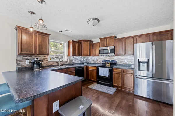 $305,000 | 100 Apple Drive, Havelock, NC 28532