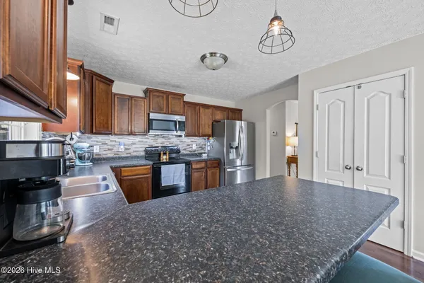 $305,000 | 100 Apple Drive, Havelock, NC 28532