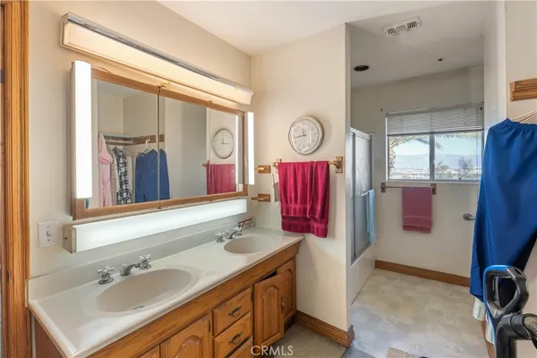 a view of a storage & utility room