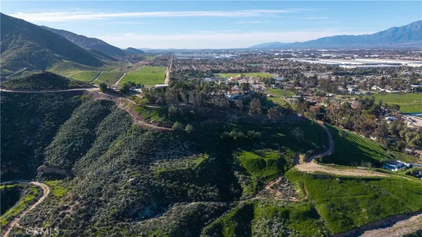 $1,900,000 | 11251 Laurel Avenue, Bloomington, CA 92316
