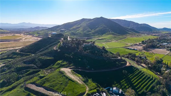 $1,900,000 | 11251 Laurel Avenue, Bloomington, CA 92316