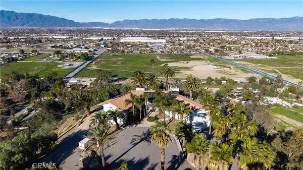 $1,900,000 | 11251 Laurel Avenue, Bloomington, CA 92316