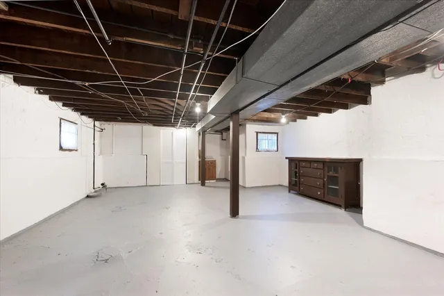 $399,999 | 1010 South Oak Park Avenue, Oak Park, IL 60304