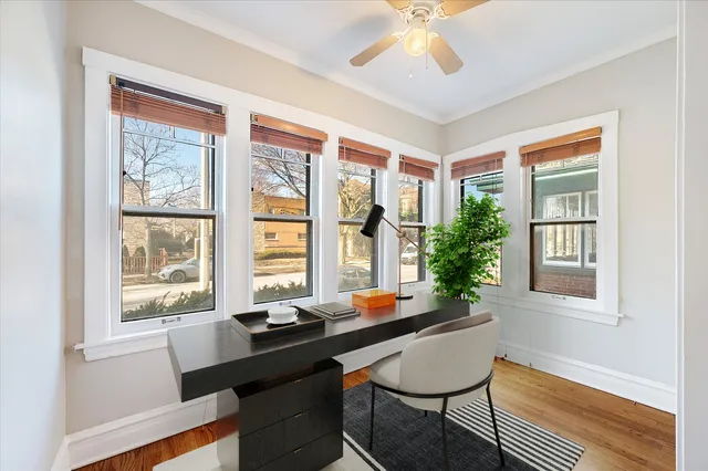 $399,999 | 1010 South Oak Park Avenue, Oak Park, IL 60304