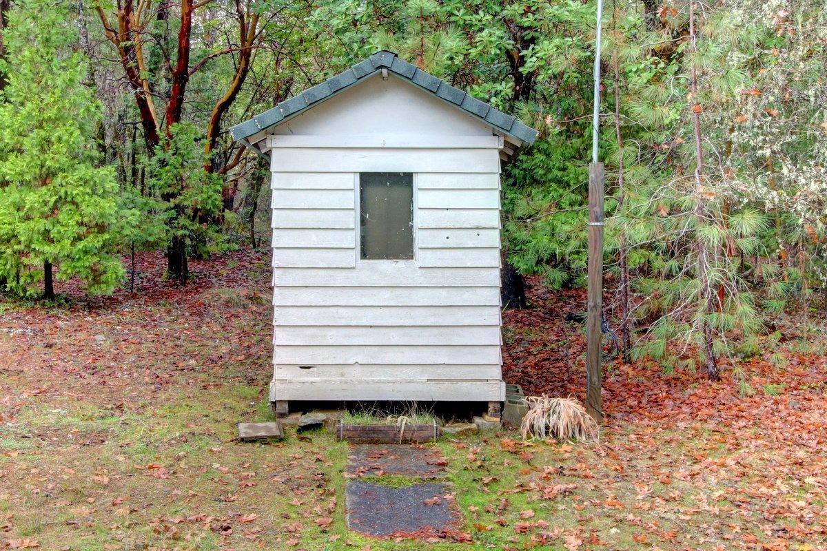 2101 Queens Branch Road Rogue River, OR 97537 - Photo 16 of 25 Additional Photo