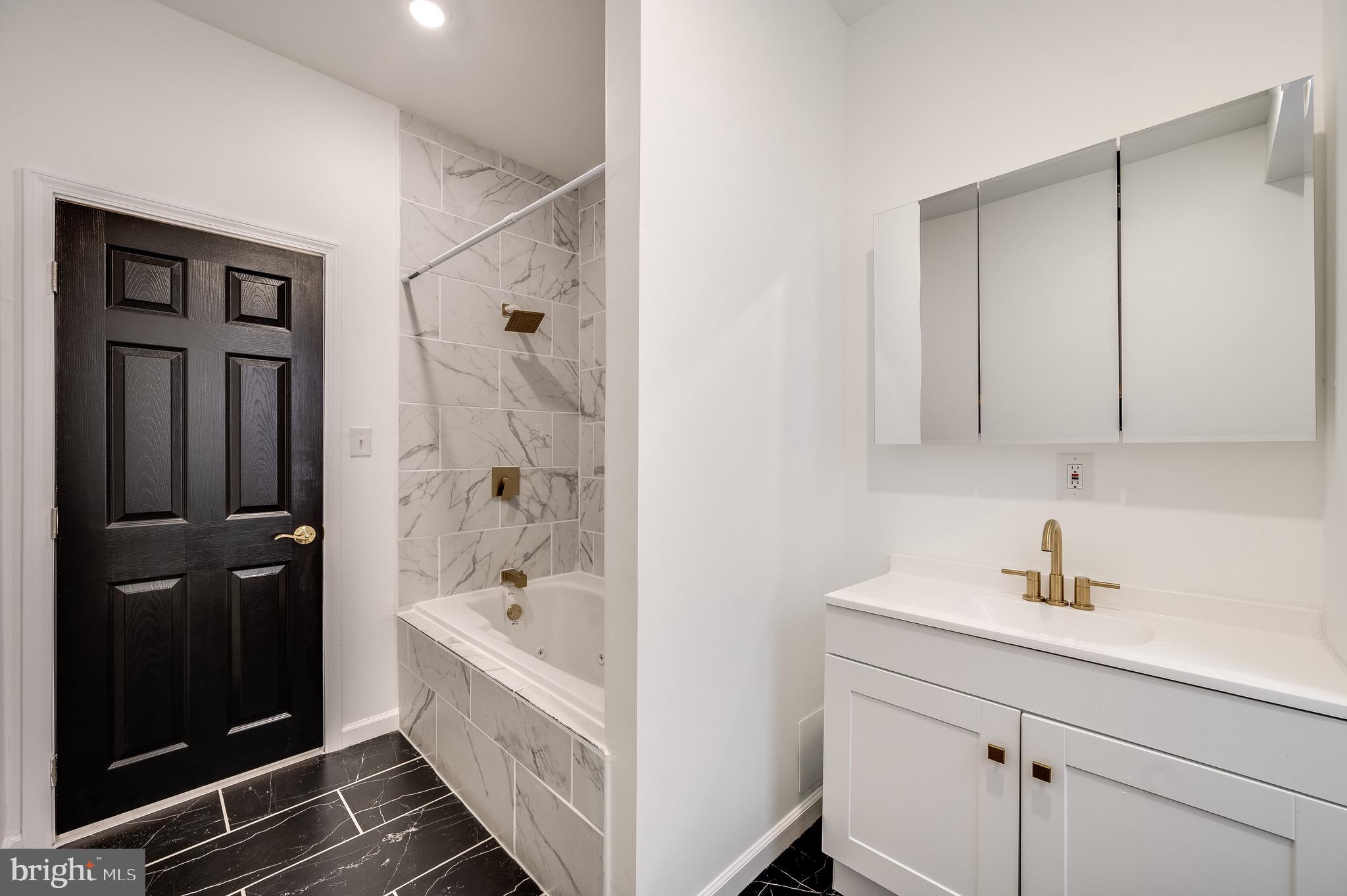 111 West Sharpnack Street Philadelphia, PA 19119 - Photo 20 of 36