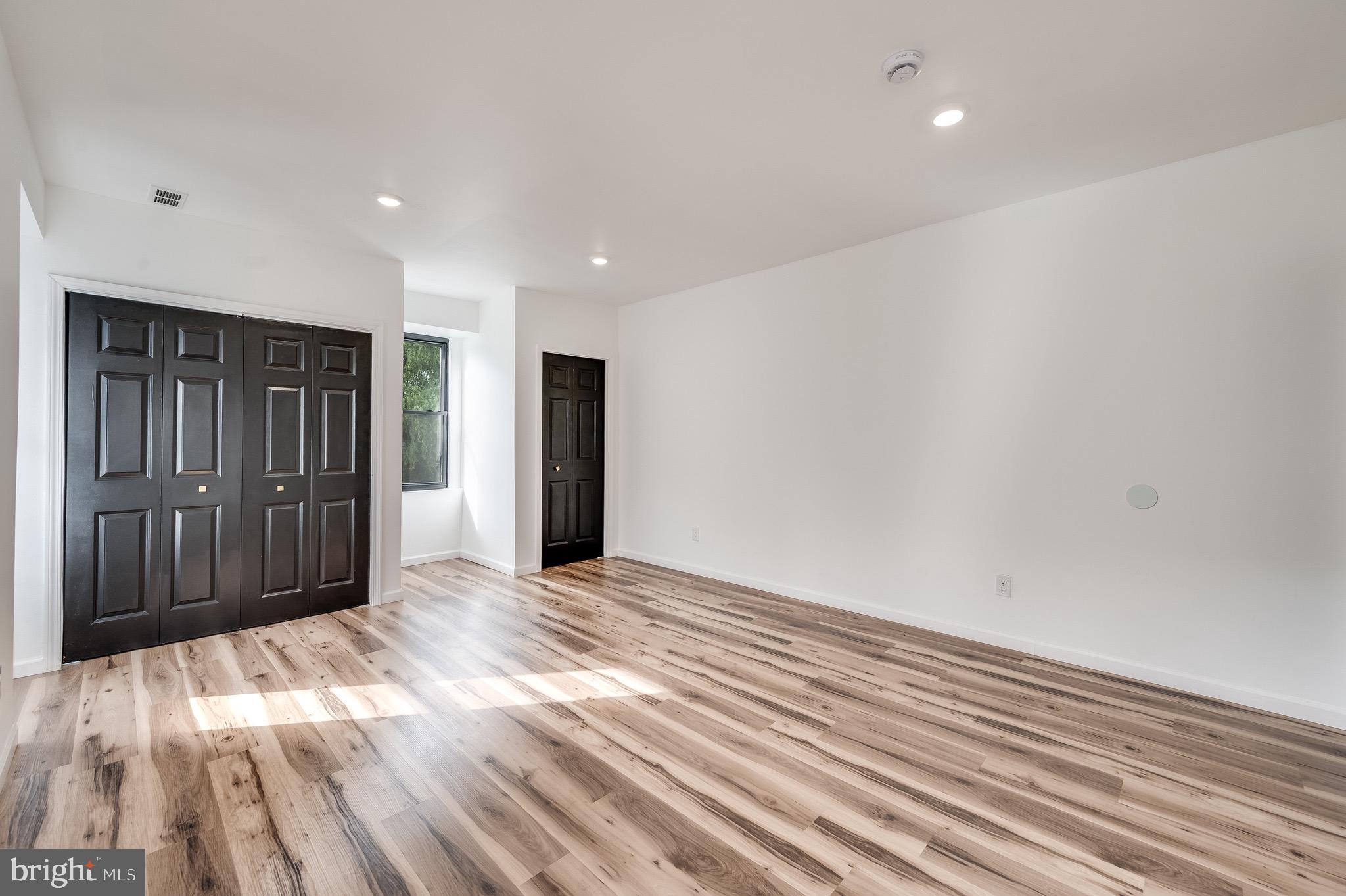 111 West Sharpnack Street Philadelphia, PA 19119 - Photo 27 of 36