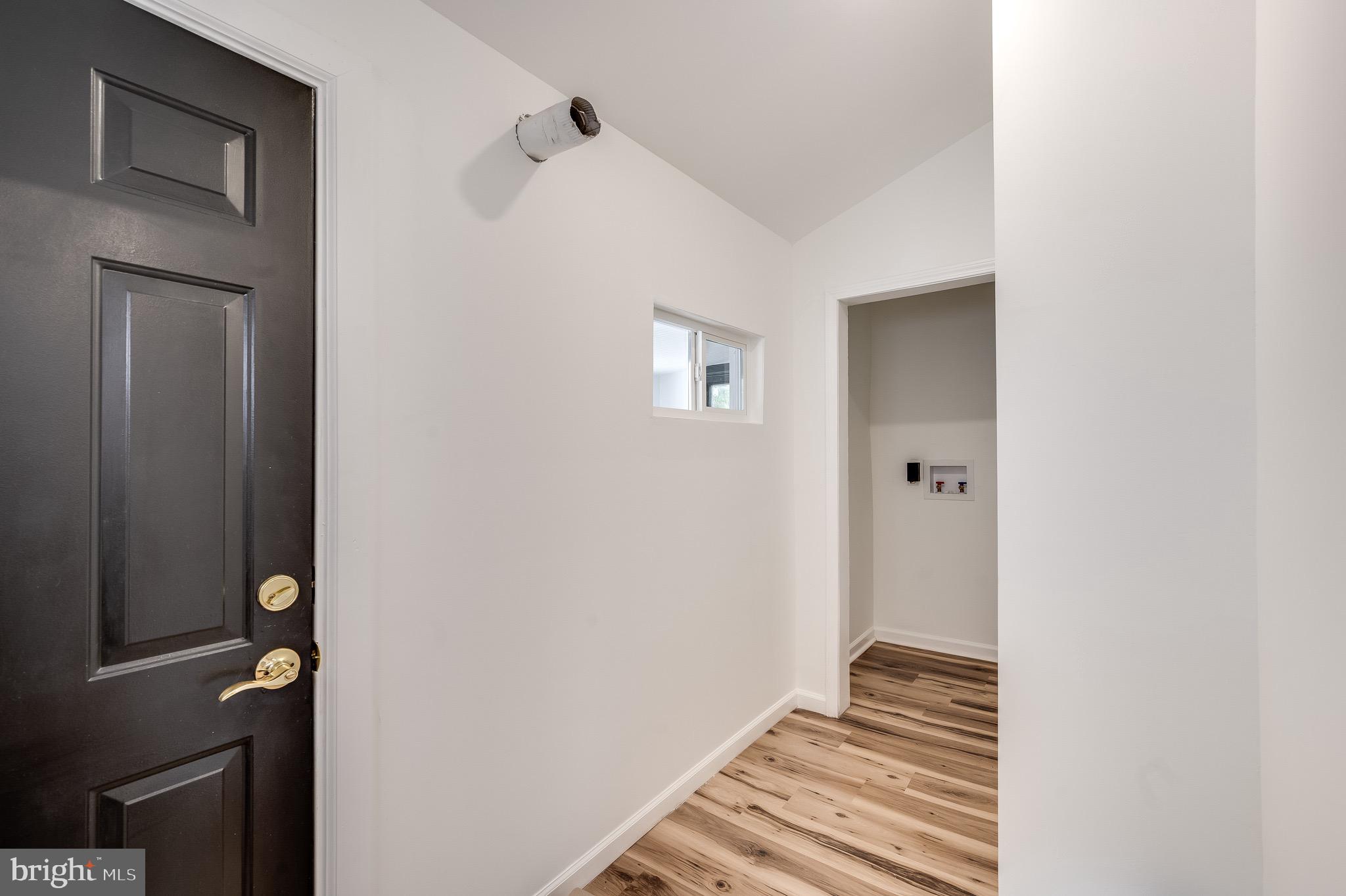 111 West Sharpnack Street Philadelphia, PA 19119 - Photo 33 of 36
