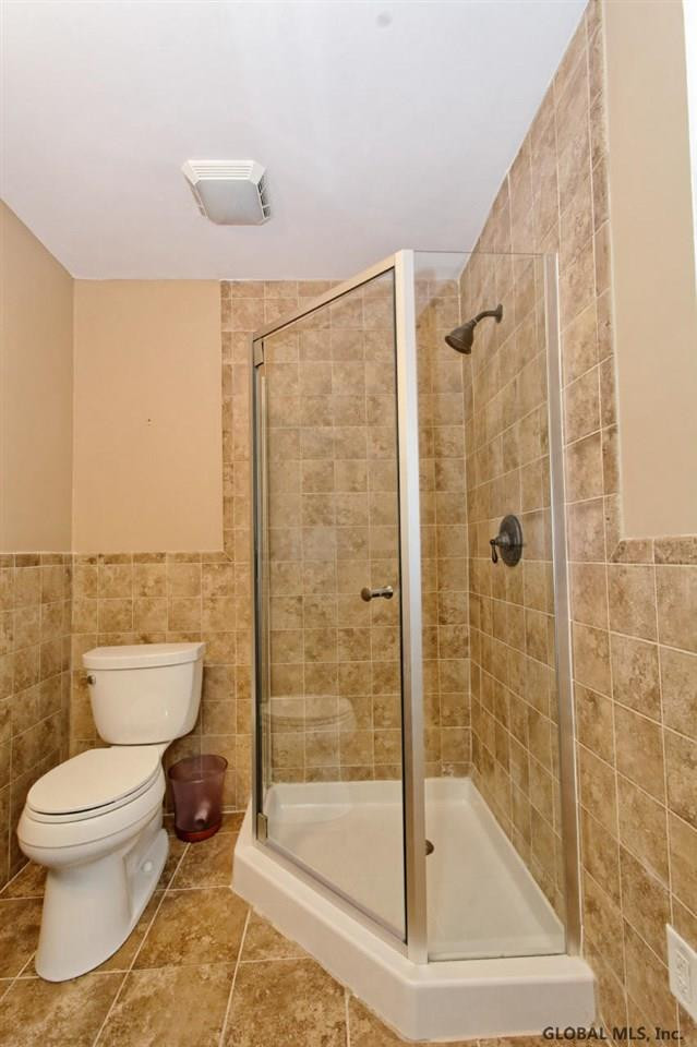 53 Beacon Road Bethlehem, NY 12077 - Photo 4 of 24 Photo 4