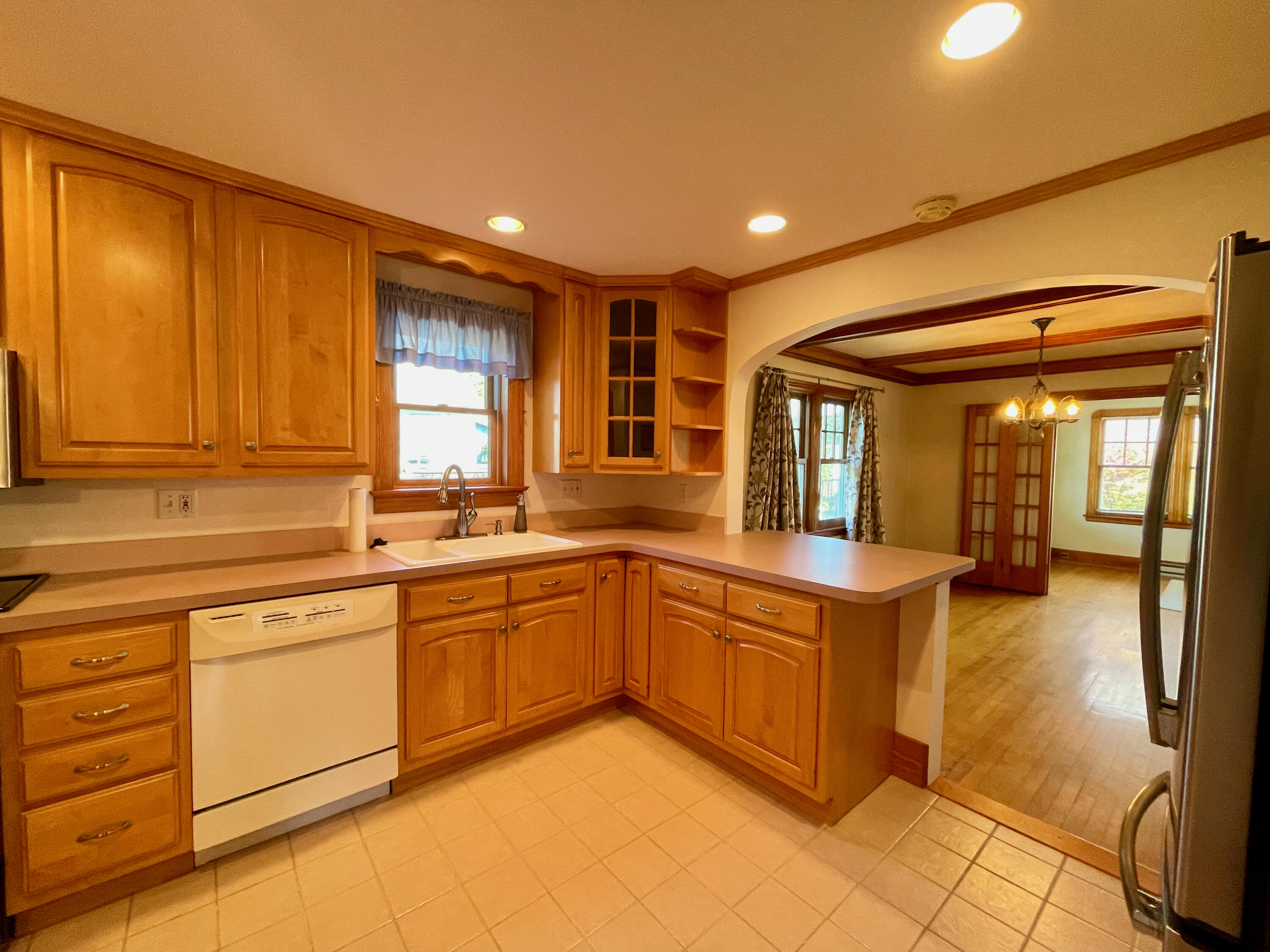 48 Chapman Street Rouses Point, NY 12979 - Photo 8 of 26 Gallery Image 8