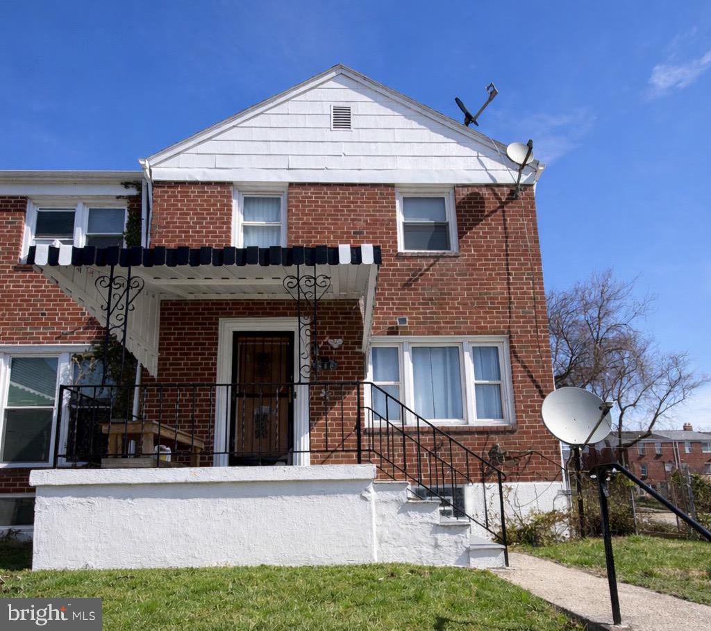 846 Reverdy Road Baltimore, MD 21212 - Photo 2 of 2