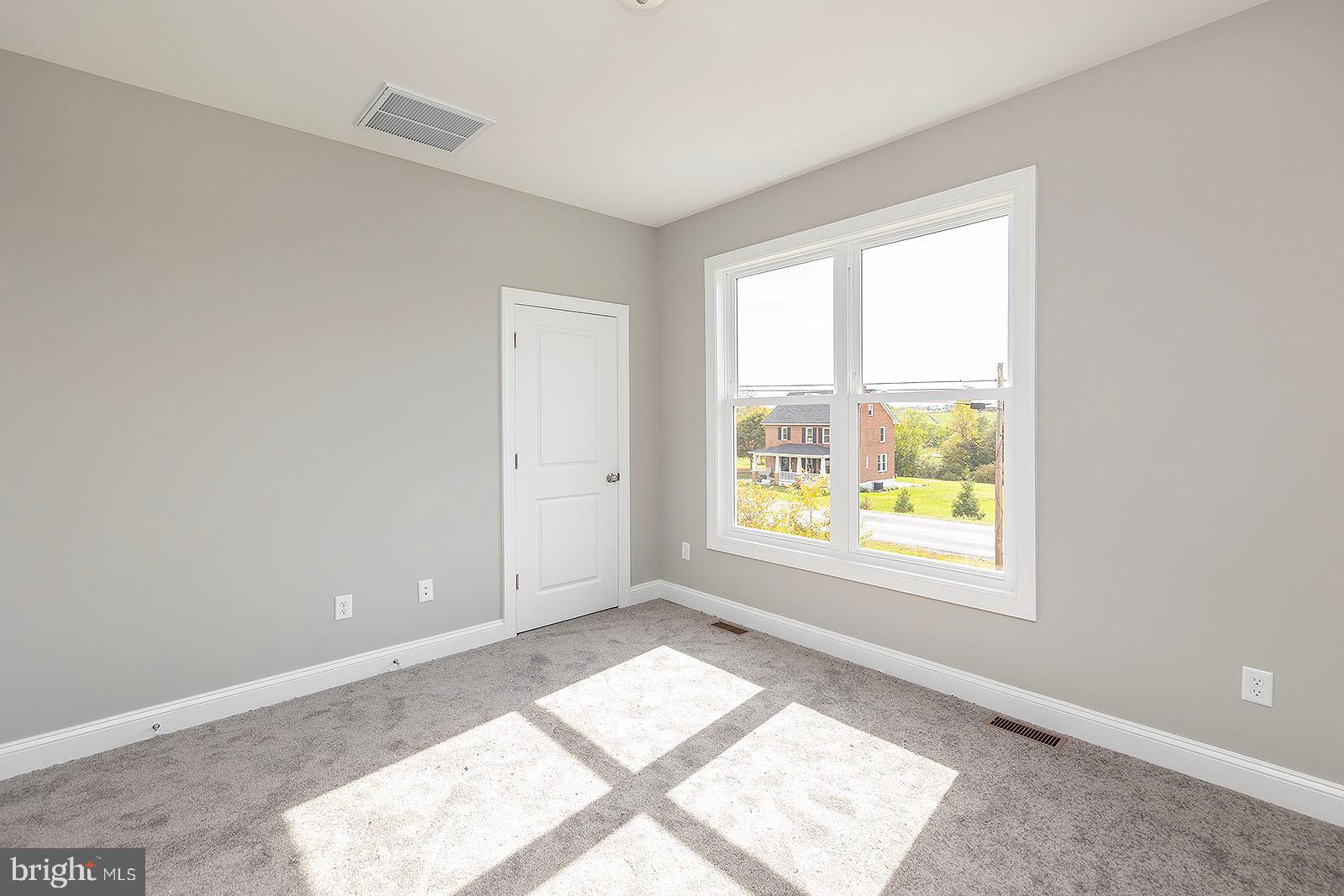 978 Round Hill Road Winchester, VA 22603 - Photo 25 of 41 Gallery Image 25