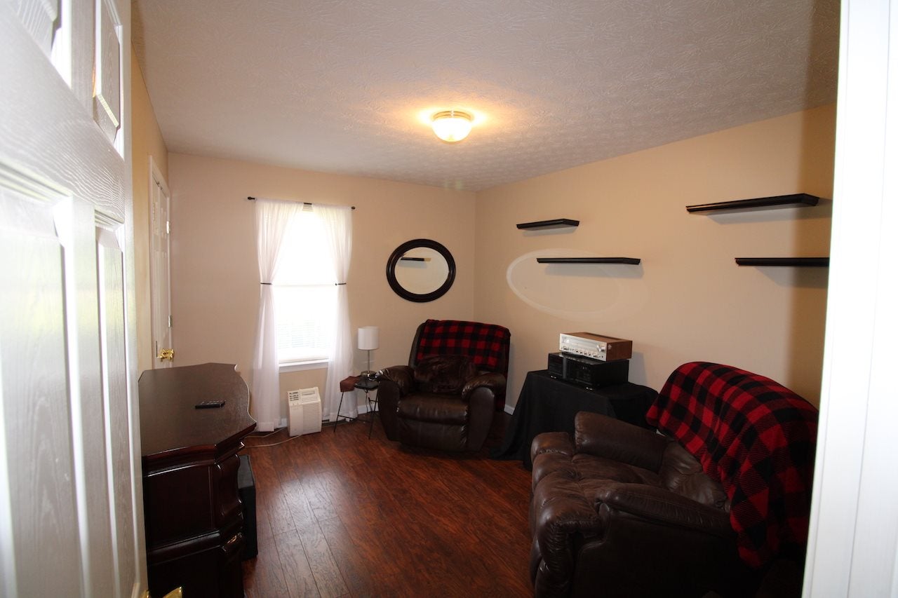 476 Hadley Loop Road Bowling Green, KY 42101 - Photo 11 of 22 Gallery Image 11