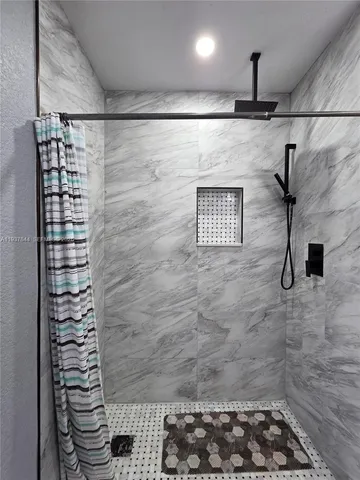 $650,000 | 13895 Northeast 11th Avenue, North Miami, FL 33161