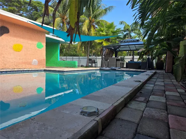 $650,000 | 13895 Northeast 11th Avenue, North Miami, FL 33161