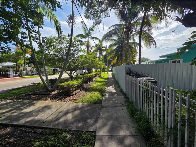 $650,000 | 13895 Northeast 11th Avenue, North Miami, FL 33161